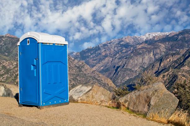 Best Short-Term Portable Toilet Rental  in East Grand Forks, MN